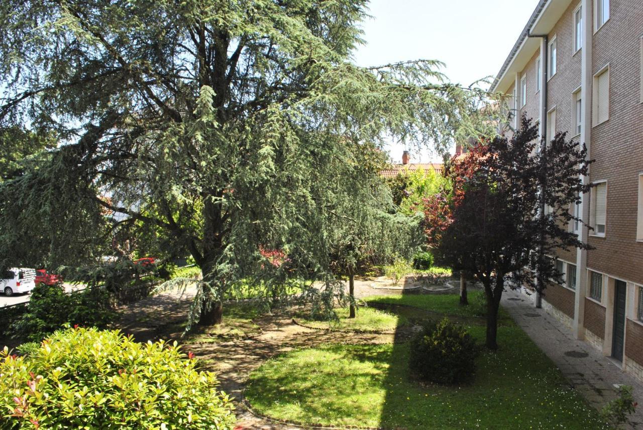 Отель Residencia Universitaria Alto De Miranda - ResiСантандер Экстерьер фото
